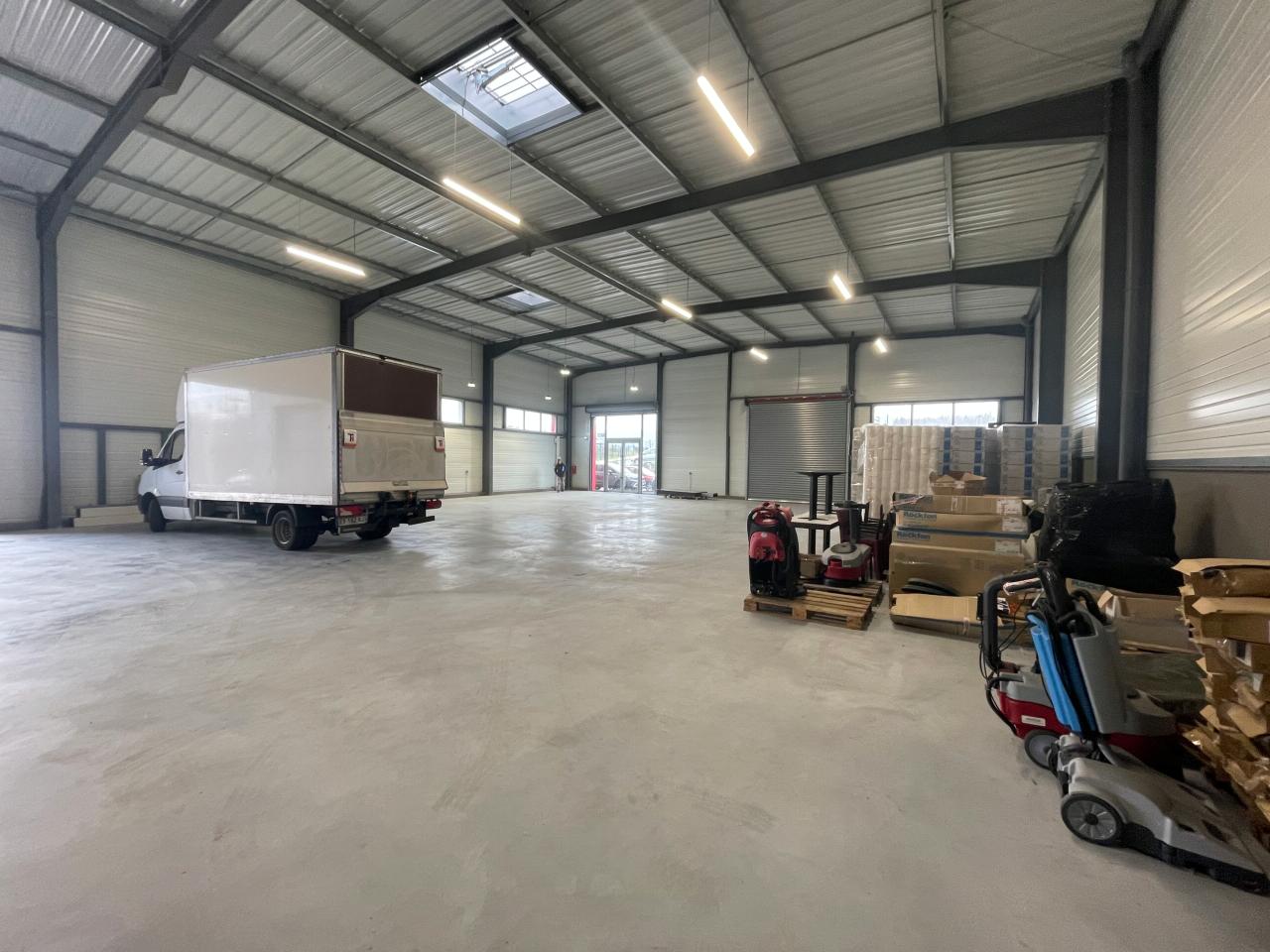 Local d'activité Tresses 450m² Location local d'activité Tresses Gironde OLACT2529246 7